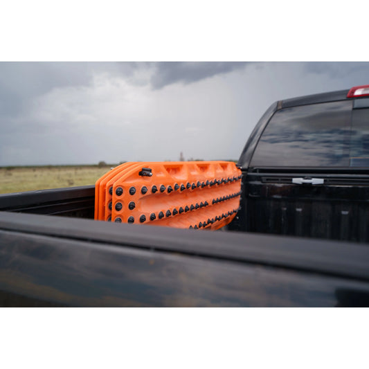 Overland Kitted MAXTRAX Bed Rail Mount MaxTrax