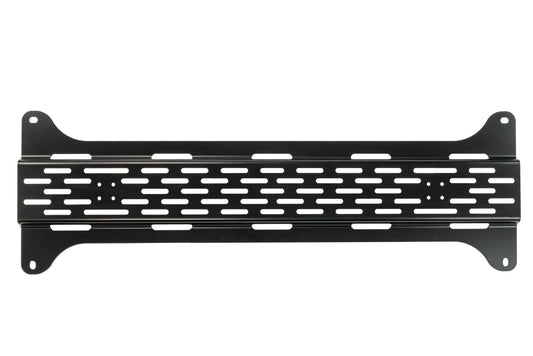 Overland Kitted Universal MAXTRAX Mounting Plate MaxTrax