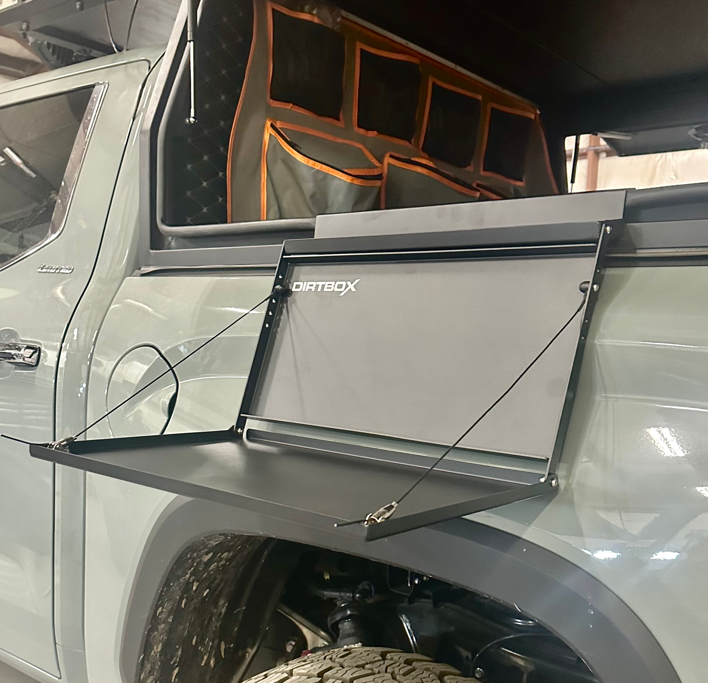Hitch Hiker Folding Table Dirtbox Overland