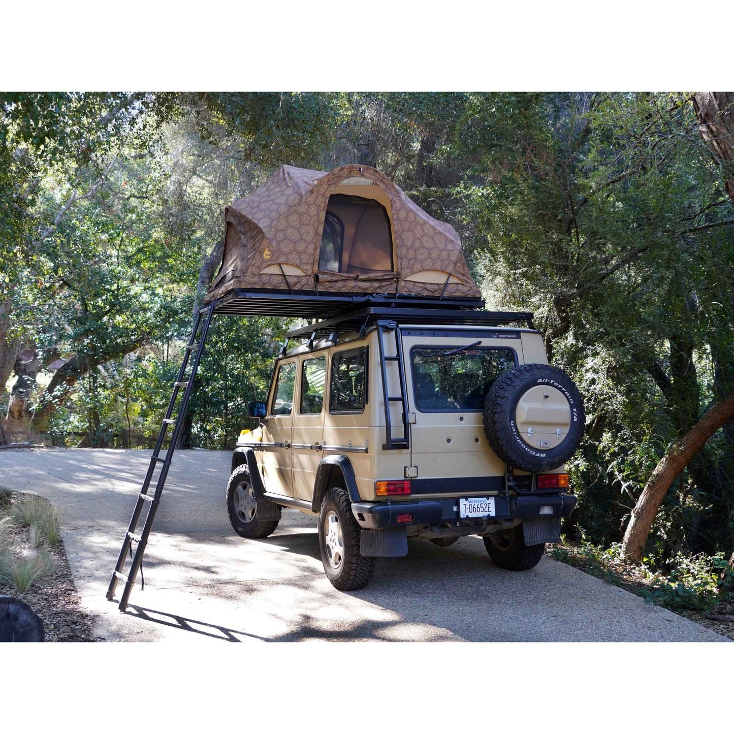 REV ROOF TOP TENT X (shellter) C6 Outdoor