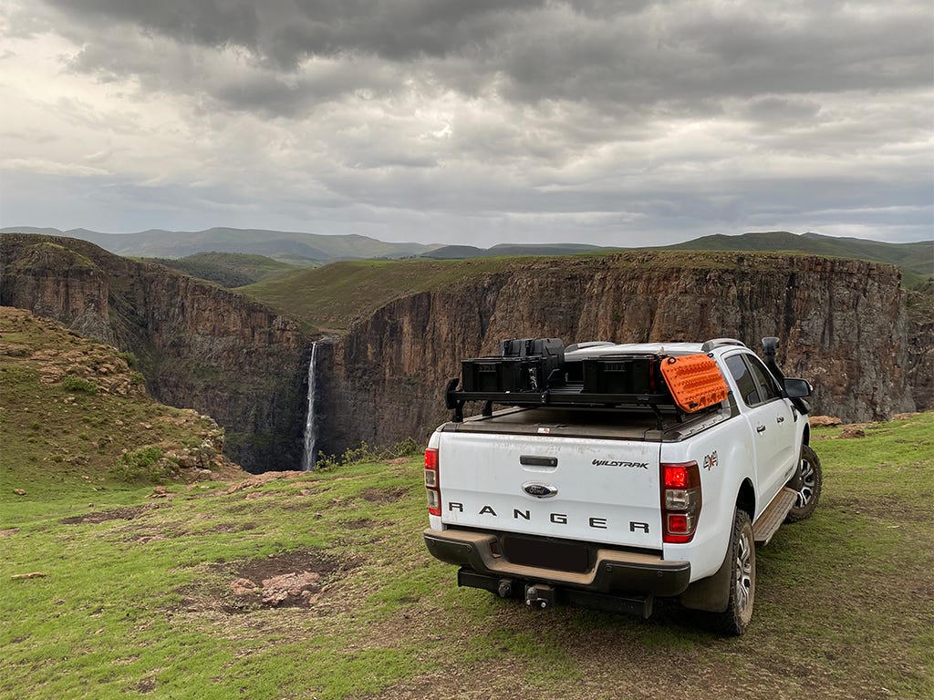 Ford Ranger Wildtrak/Raptor (2012-Current) Roll Top Slimline II Load Bed Rack Kit Front Runner
