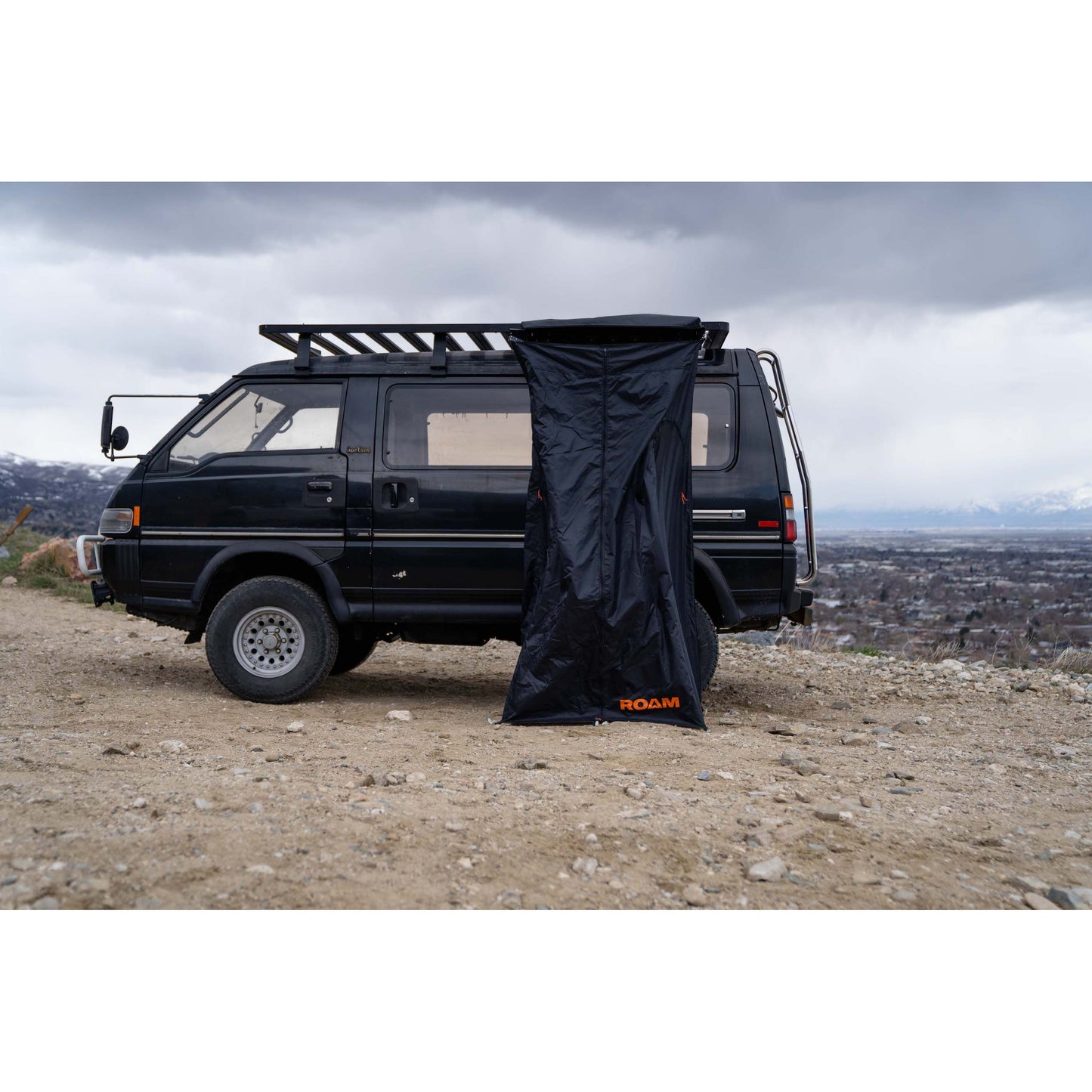 ROAM-AWN-SHOWER-BLK