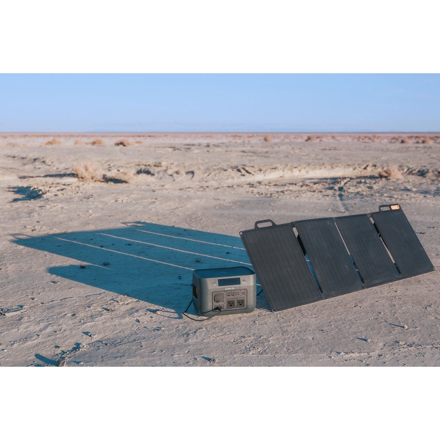 Overland_BaseCharge600_lifestyle_4.jpg