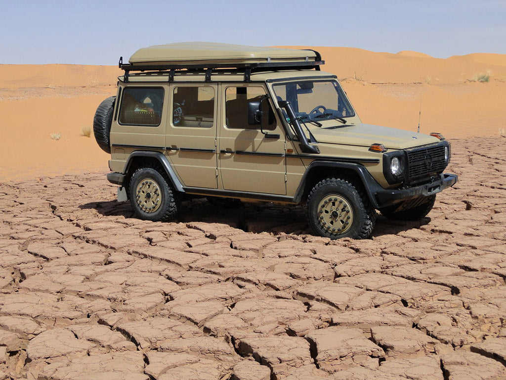 Mercedes-Benz Gelandewagen G Class (1979-2017) Slimline II Roof Rack Kit Front Runner