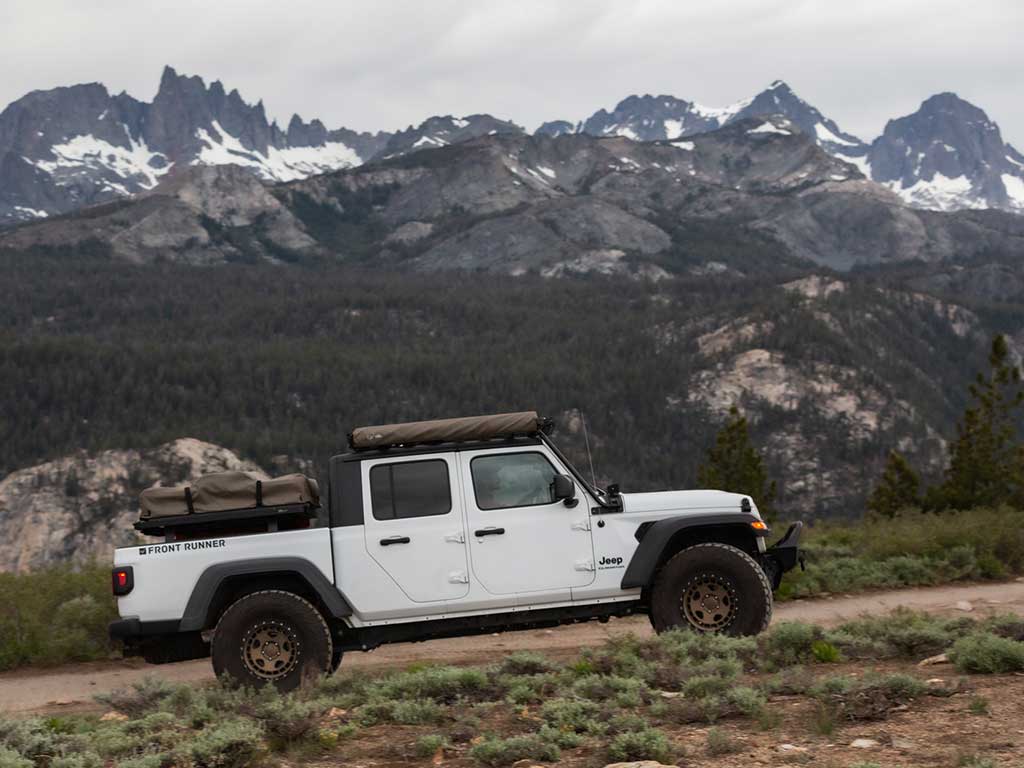 Jeep Gladiator JT (2019-Current) Slimline II Load Bed Rack Kit Front Runner