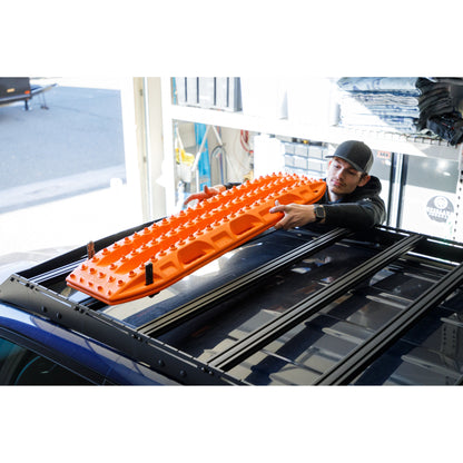 Overland Kitted Universal MAXTRAX Mounting Plate