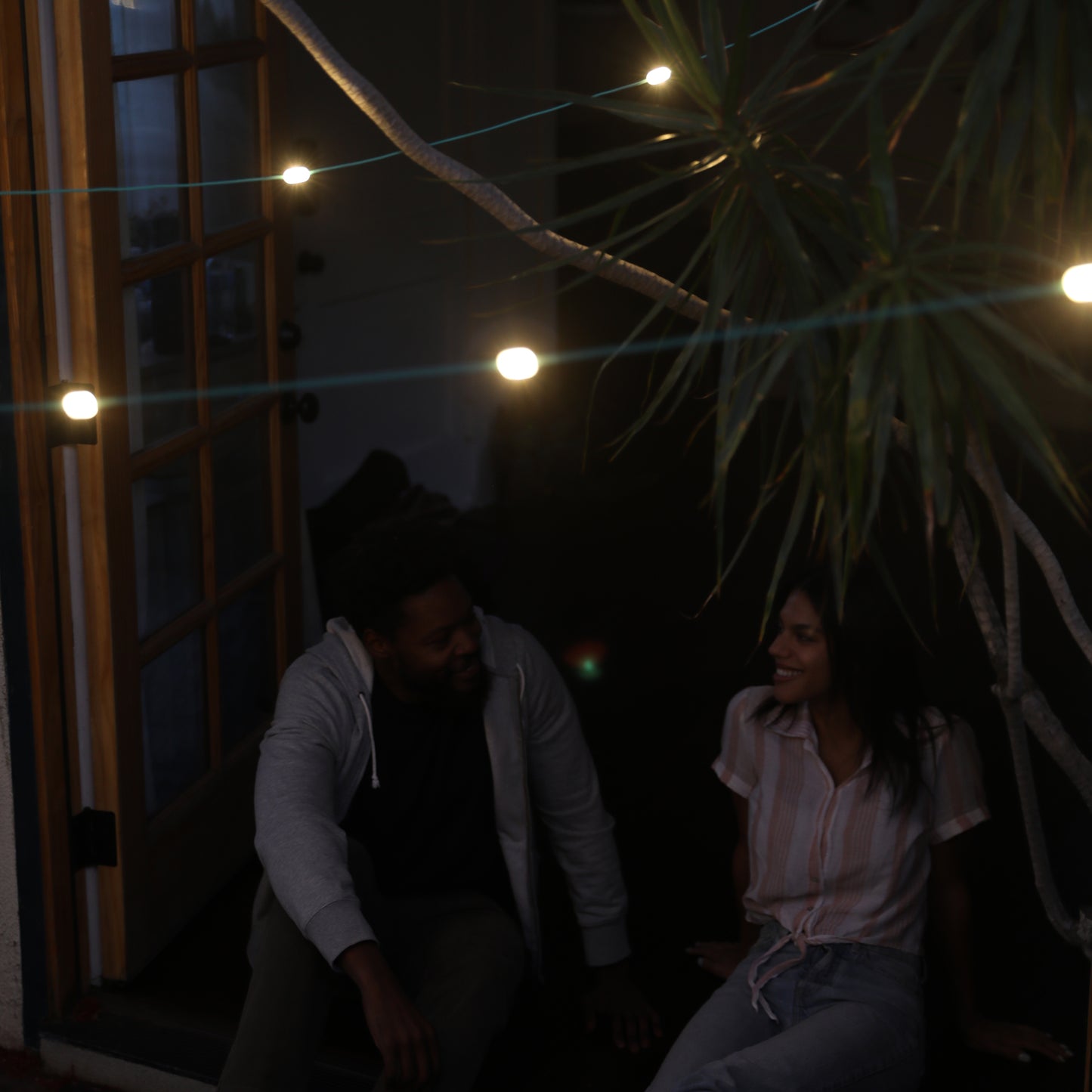 Solar String 18' Portable String Lights & Mobile Charger