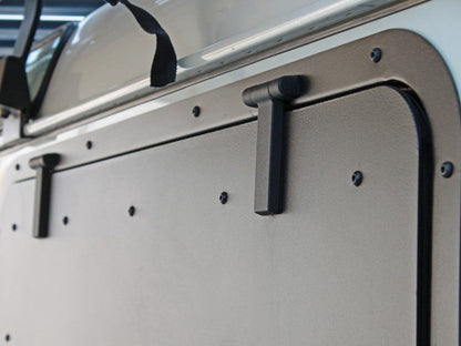 Land Rover Defender (1983-2016) Gullwing Window / Aluminium Front Runner