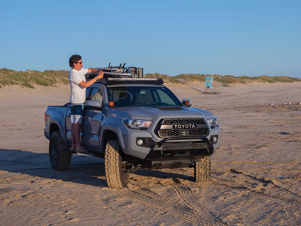 Toyota Tacoma (2005-2023) Slimsport Roof Rack Kit / Light Bar Ready Front Runner