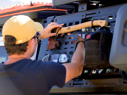Pro Bed Rack Side Molle Panel / 1200mm Front Runner