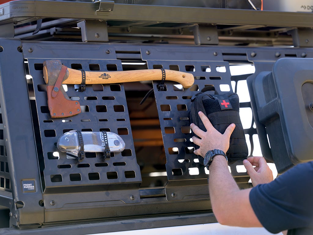 Pro Bed Rack Side Molle Panel / 1400mm Front Runner