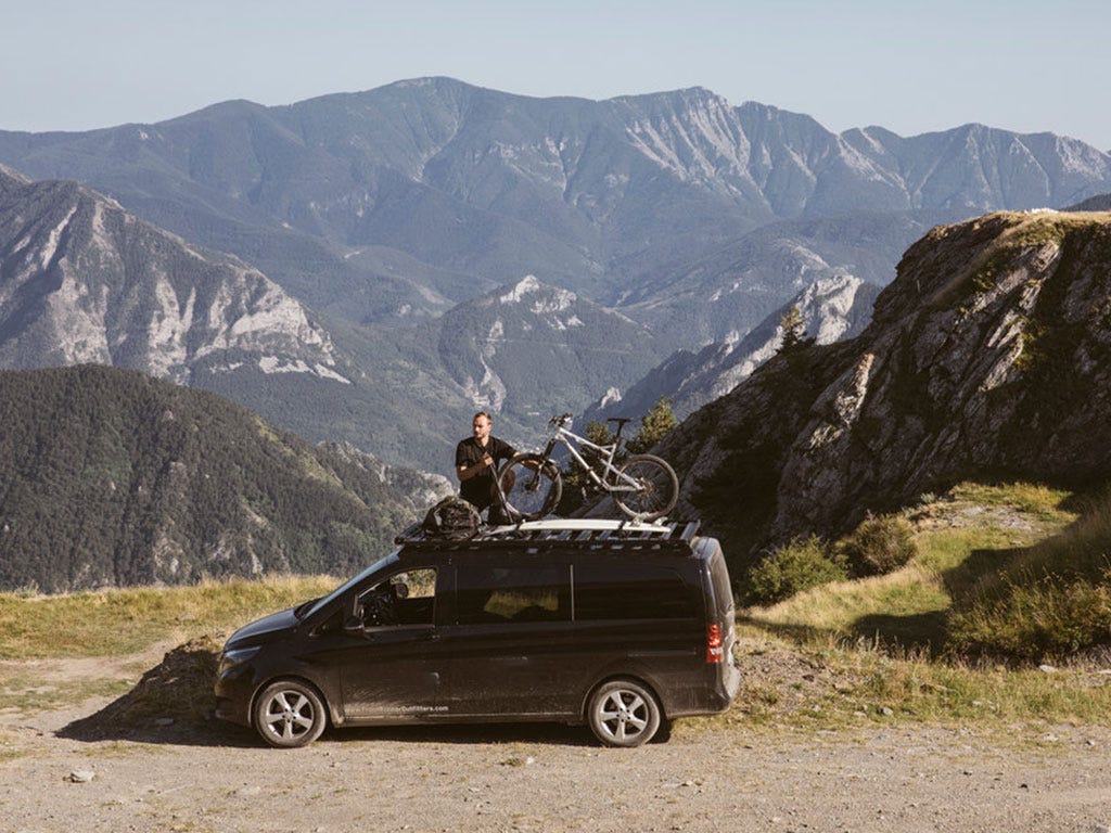 Mercedes-Benz V-Class L1 (2014-Current) Slimline II Roof Rack Kit Front Runner