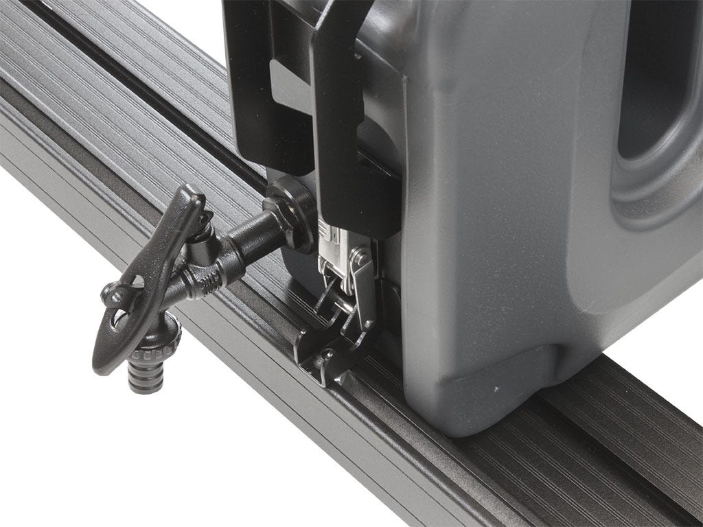Pro Water Tank 20L /42L Tap Front Runner